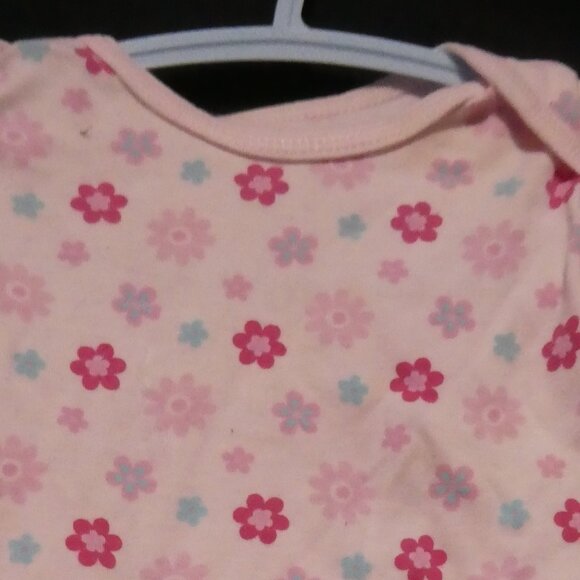 LOVE N CUDDLES | 10 lbs - 1 month | Pink Floral Onesie - Diaper Shirt - Picture 4 of 8